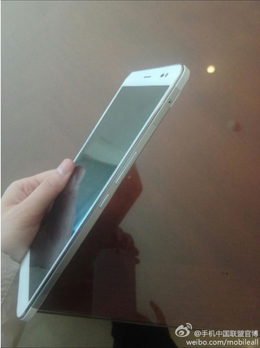 Планшет Huawei MediaPad X1 "засветился" на фото