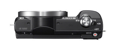 Самая маленькая фотокамера со сменными объективами  Sony A5000 – уже в Украине