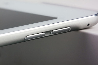 В Сети появились фото iPad Air 2 со сканером Touch ID