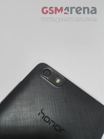 Готовится анонс смартфона Huawei Honor Cherry